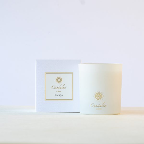 oud rose candle made with 100% natural wax